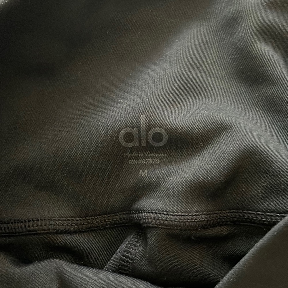 Medium ALO black high rise leggings